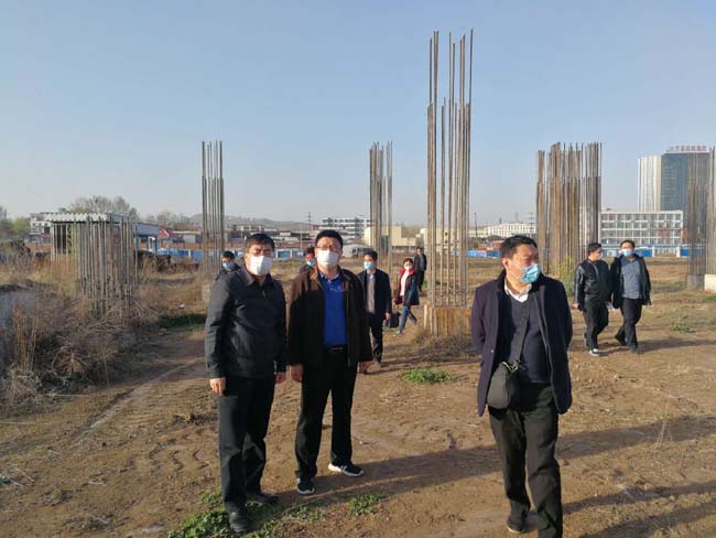 河南省發(fā)改委能源局電力處副處長劉斌等一行到萬基控股集團調研指導工作