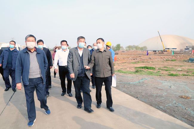 河南省發(fā)改委副主任、能源局局長高義到萬基控股集團調研2×66萬千瓦機組項目建設情況