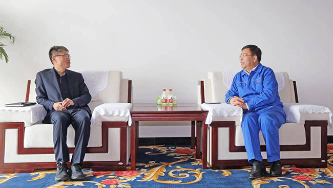 工商銀行洛陽分行行長(zhǎng)潘勇到集團(tuán)公司走訪座談