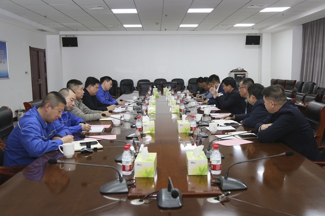 新疆建設(shè)兵團(tuán)第十三師新星市黨委副書記、師長劉文勝一行到萬基控股集團(tuán)調(diào)研